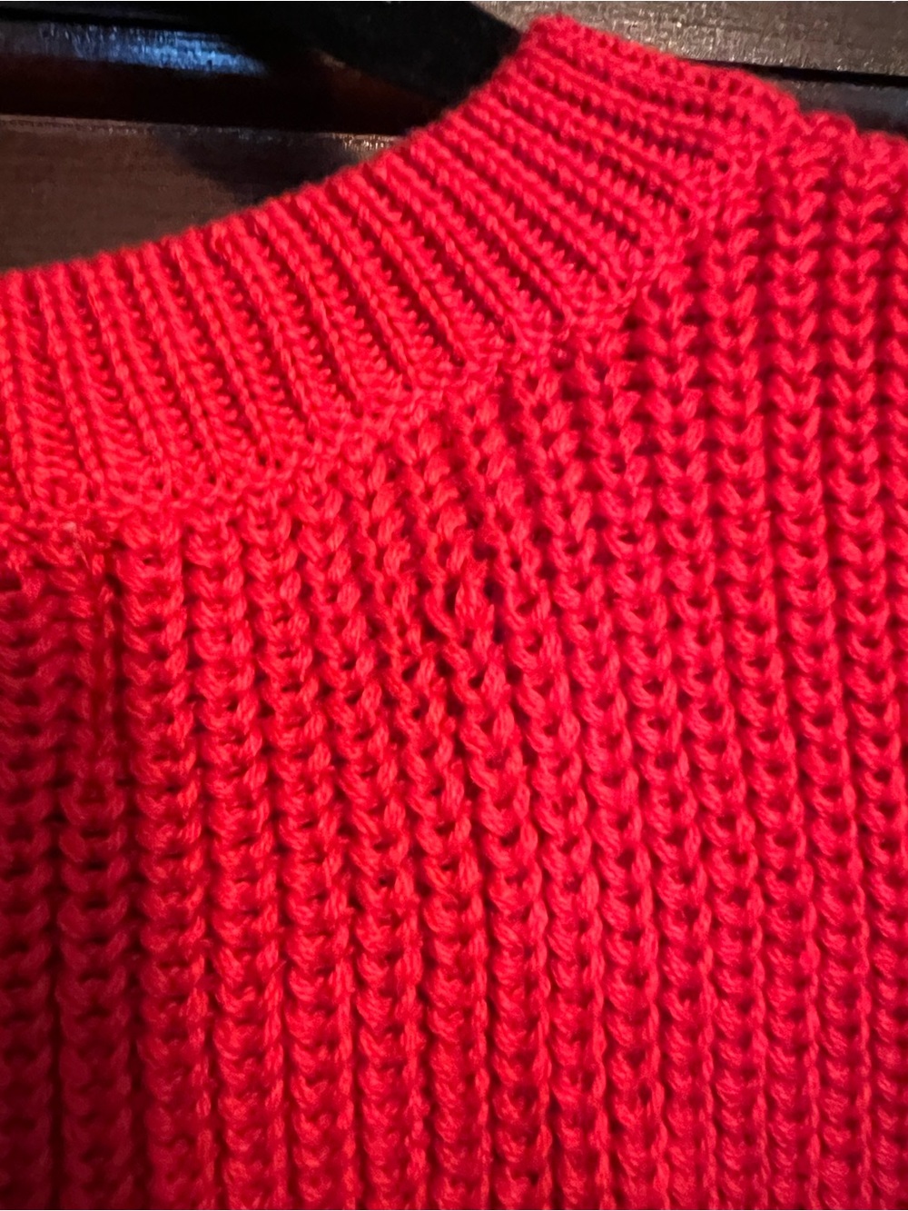 Sonderhaus Harbor Cardigan in Cherry Red, size M - Picture 4 of 6